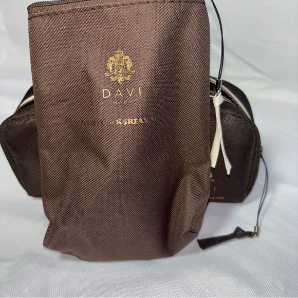 Davi NAPA for Korean Airline Toiletry Case and Bag 2 Piece Set Unisex - Picture 7 of 8